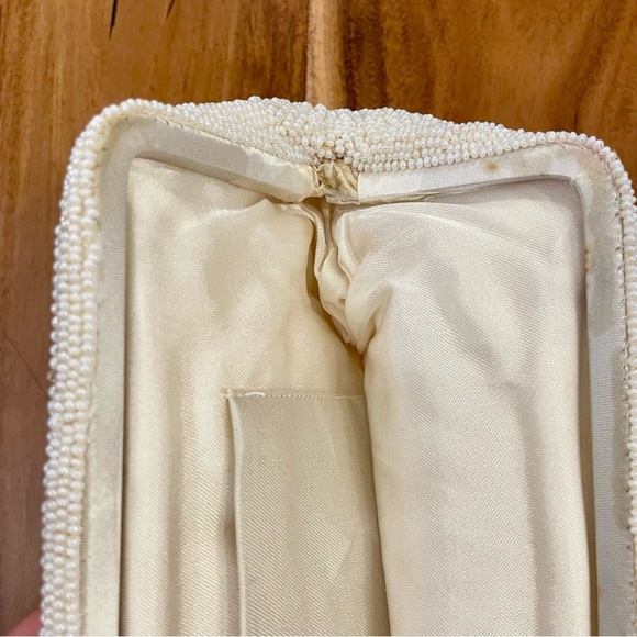 Vintage White Beaded Evening Hand Bag Clutch 1920’s Style Hand Made in Japan. - Picture 11 of 15
